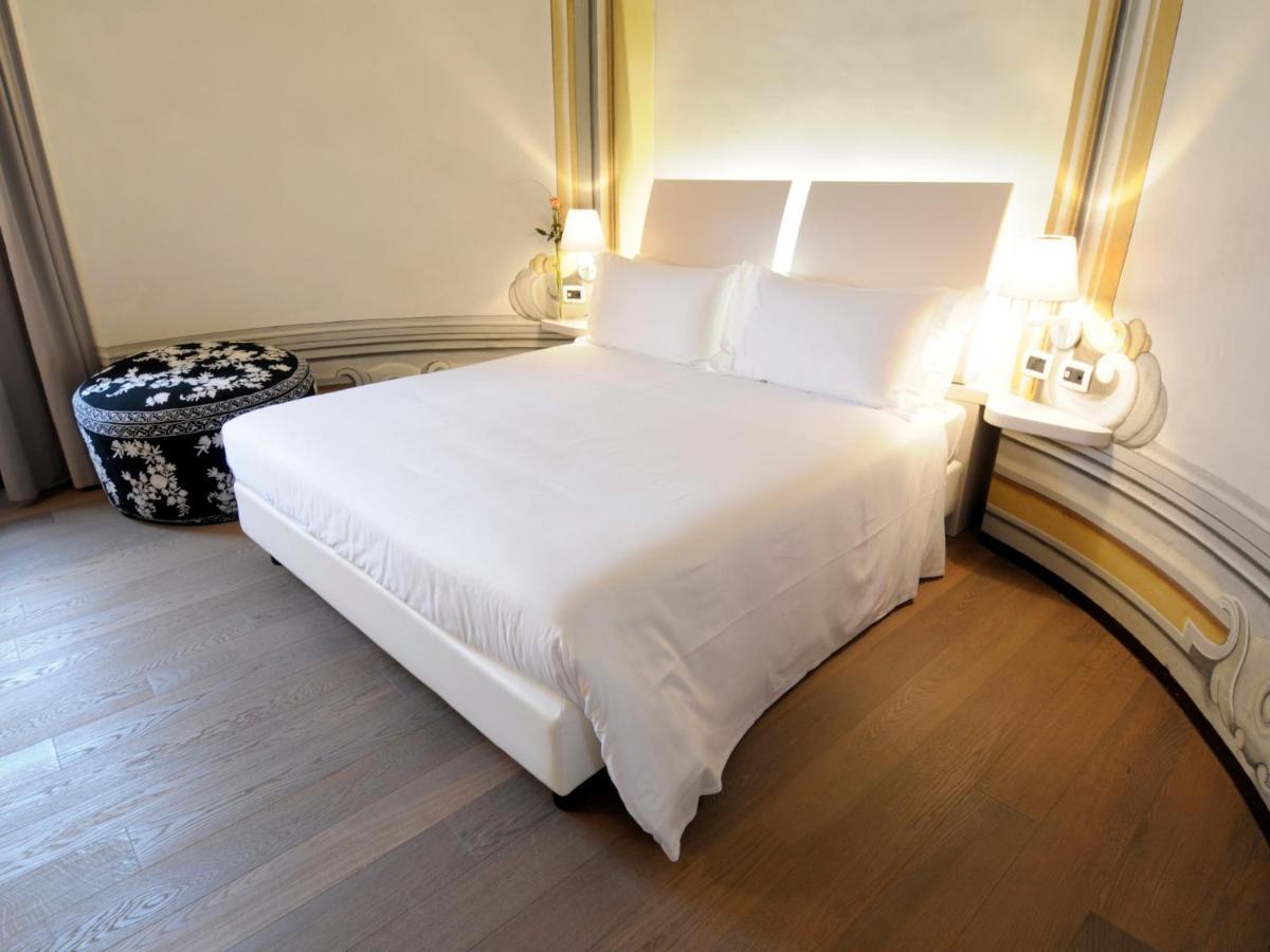 Montaldo Castle & Resort Montaldo Torinese ภายนอก รูปภาพ