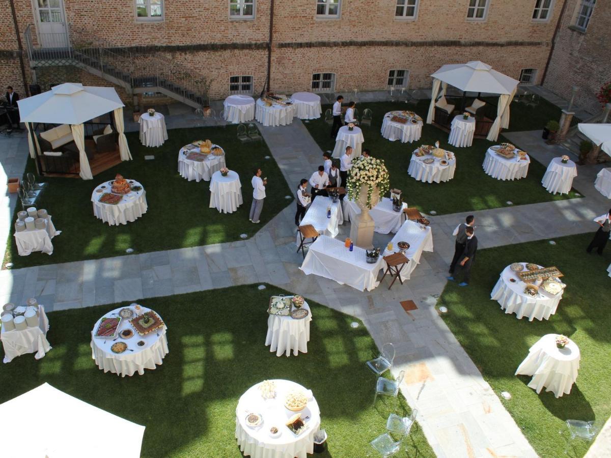 Montaldo Castle & Resort Montaldo Torinese ภายนอก รูปภาพ